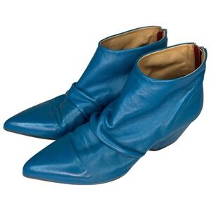 Halmanera Back Zip Booties